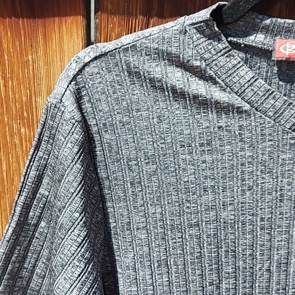 Gray men's dress t shirt - Picture 3 of 8